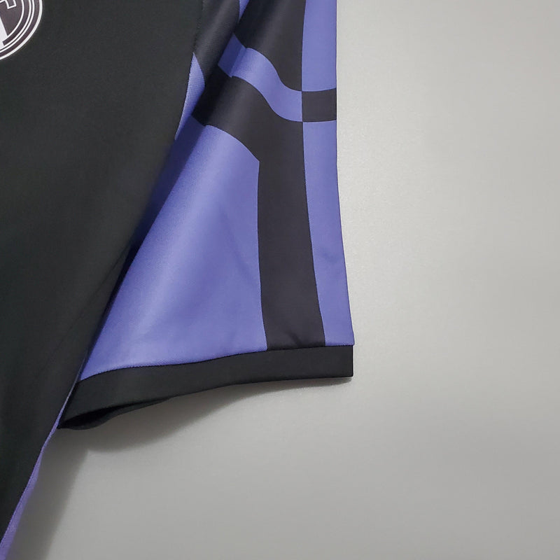 Real Madrid Retro Away Jersey 2015/2016