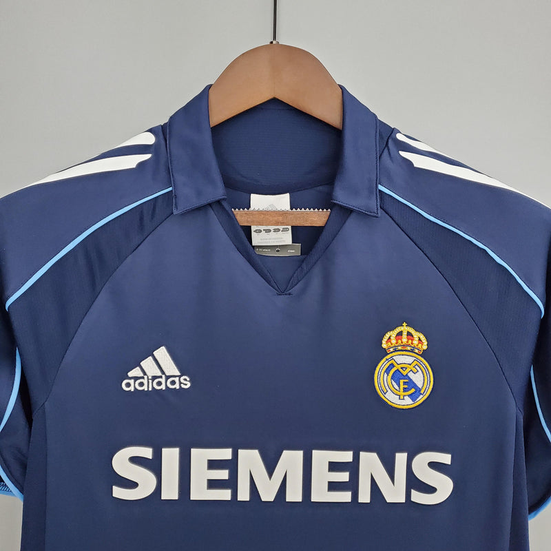 Real Madrid Retro Away Jersey 2005/2006