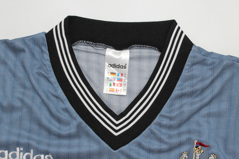 Newcastle Retro Away Jersey 1995/1996