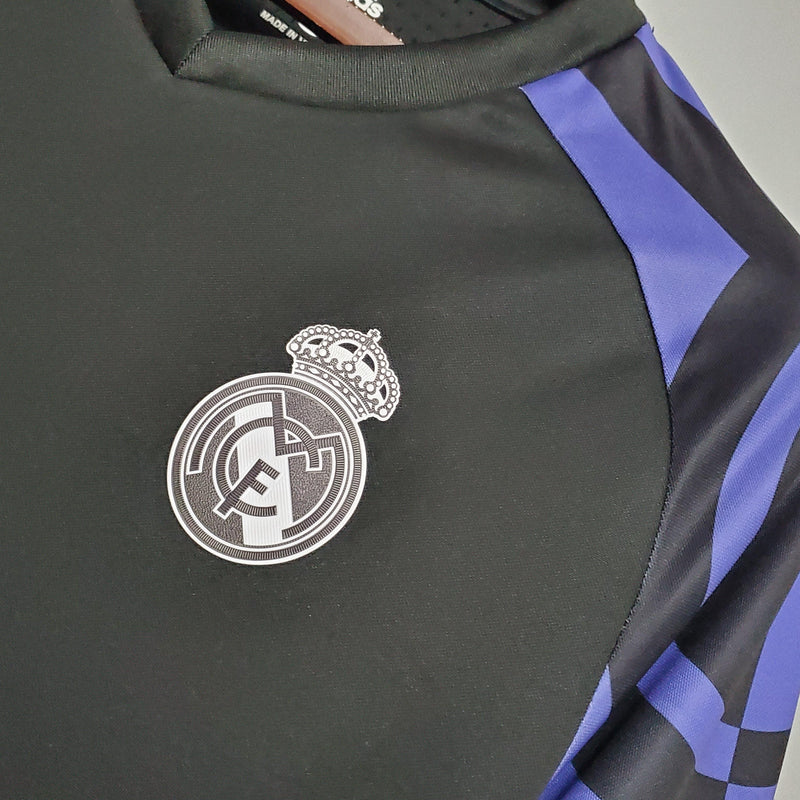 Real Madrid Retro Away Jersey 2015/2016