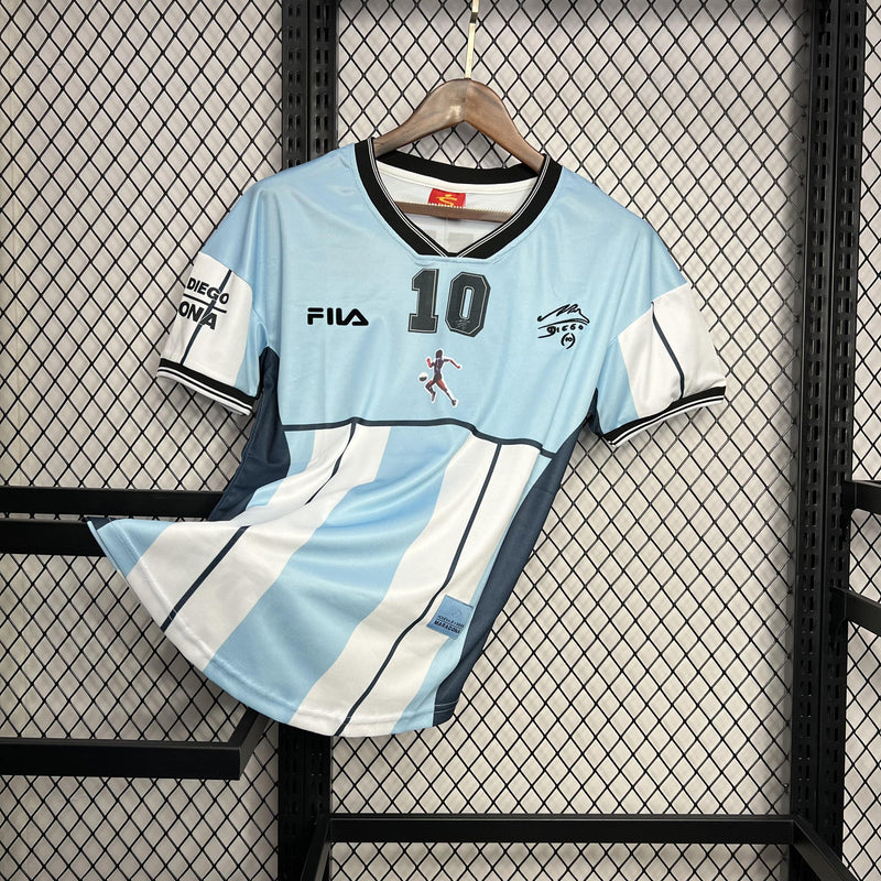 Argentina Diego Maradona Retro 2001