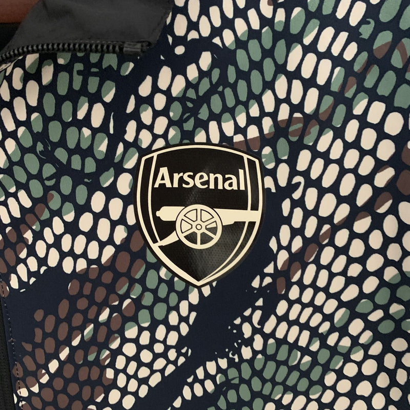 Arsenal 23/24 Windbreaker Reversible Black and Green