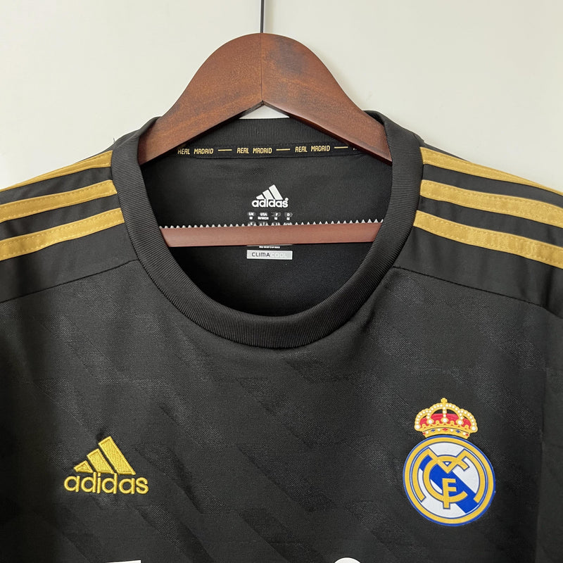 Real Madrid Retro Away Jersey 2011/2012 - Long Sleeve